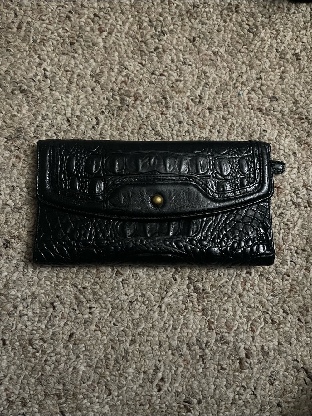 Vintage Brahmin black croc style tri-fold wallet, good condition